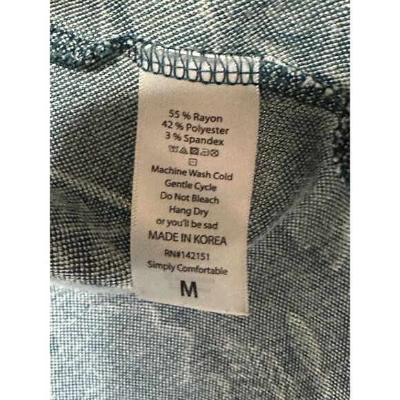 LuLaRoe Women's Turquoise Stretchy Tapestry Print Oversized Tunic Tee, Size M - Picture 4 of 4